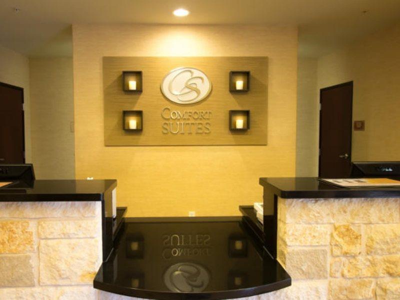 Hotel Comfort North - Stone Oak 3*